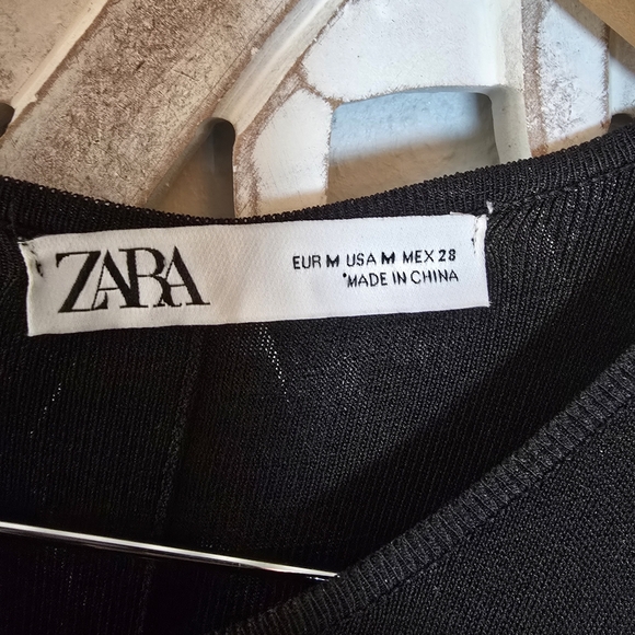 Zara Women's Black Textured Wide Leg Sleeveless Jumpsuit Gold Accent M - Picture 8 of 8